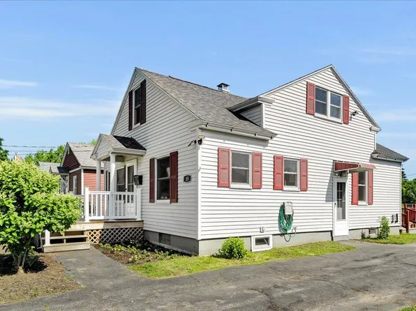15 Wood Street, Bangor, ME 04401