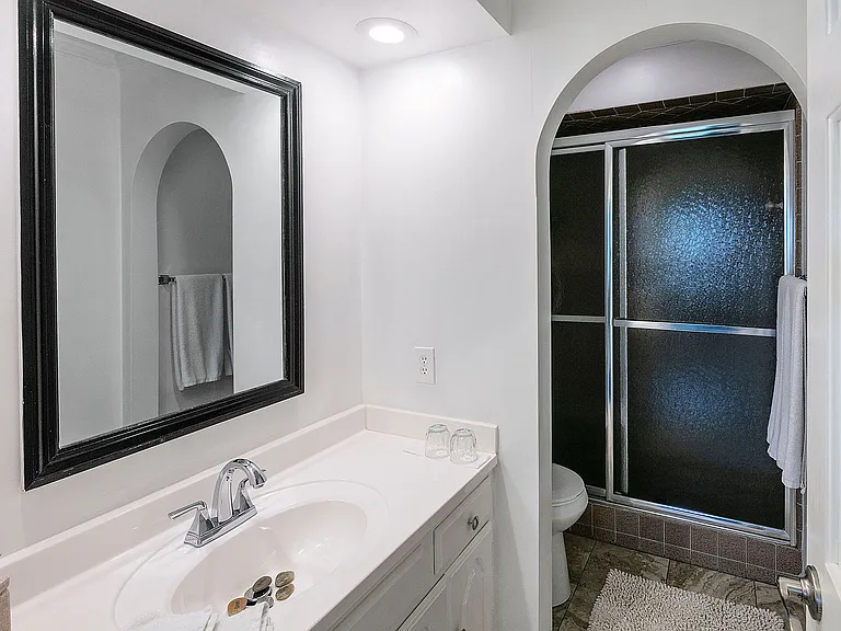 5267 Fountain Head Ln #4 — Photo 2