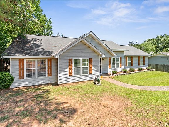 2nd image of 3712 Stafford Pl