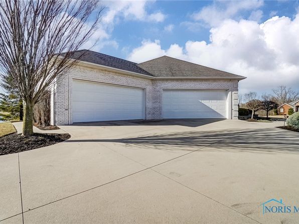 6535 Silver Lake Dr, Findlay, OH 45840