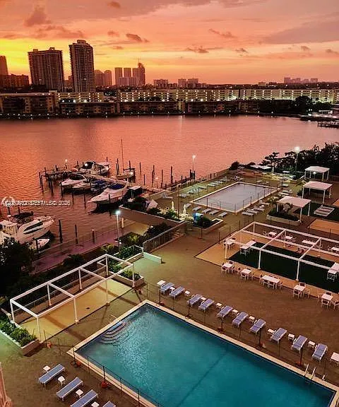 18081 Biscayne Blvd #602 — Photo 27