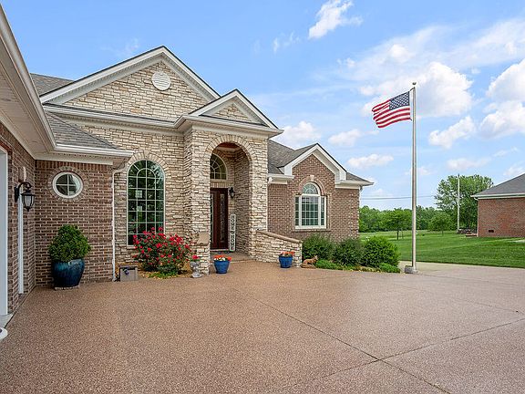 2nd image of 1000 Corbitt Dr
