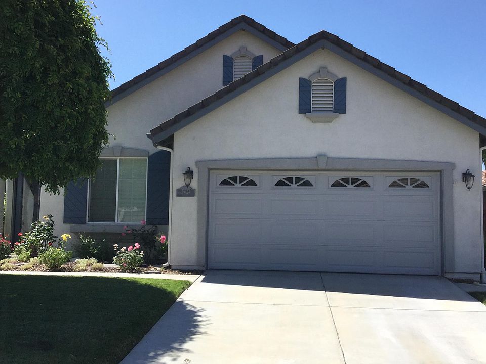 Four Seasons 55+ Community Murrieta, Ca..