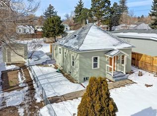 816 Sunset Rd, Colorado Springs, CO 80909