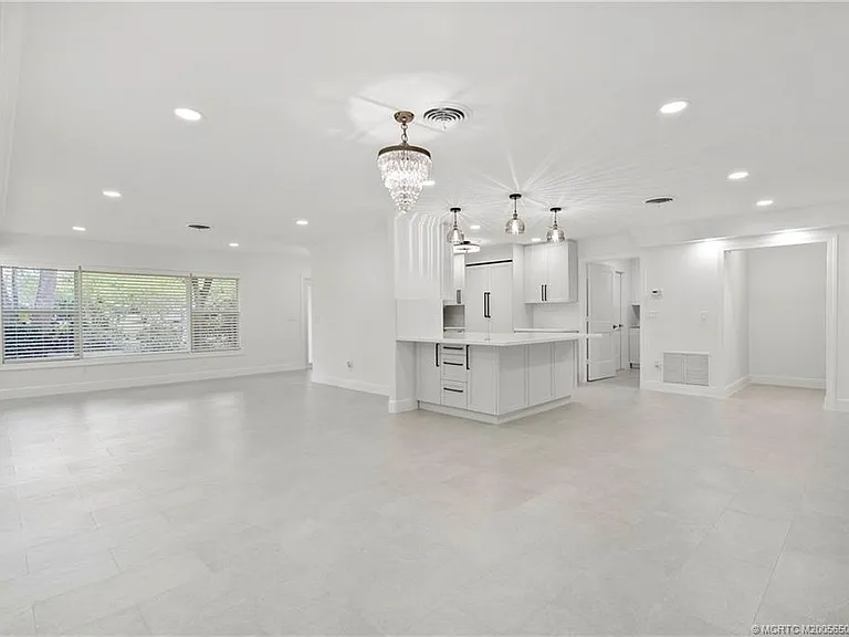 1230 NW Fork Rd — Photo 7