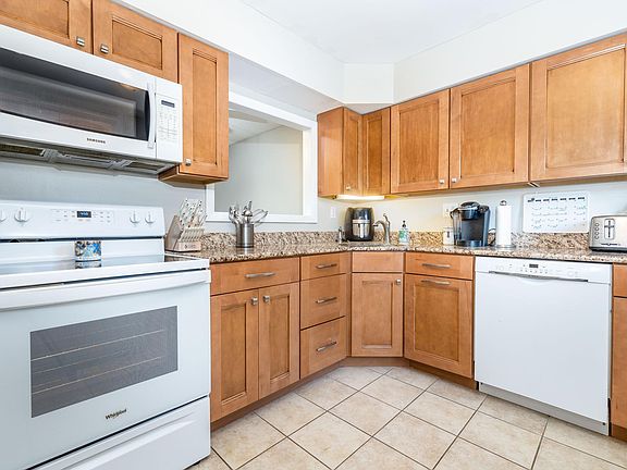 2nd image of 195 Village Square Dr APT 30