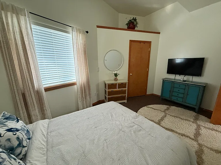 432 Lakeview Dr — Photo 24
