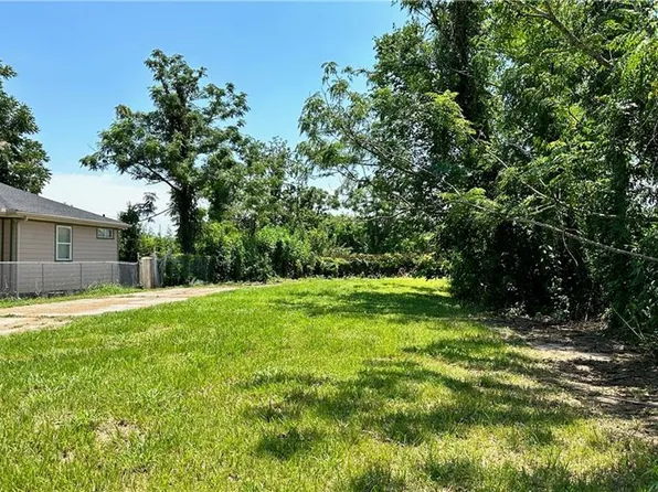 6118 N Galvez St, New Orleans, LA 70117