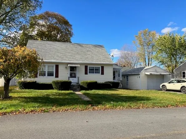11 Essex Street, Nashua, NH 03064