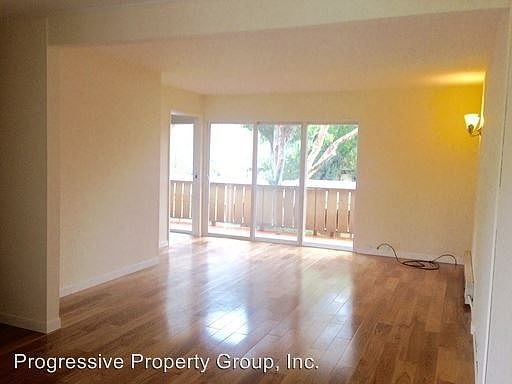 2nd image of 100 Sycamore Ave APT 22