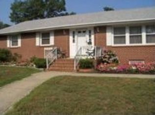 4 S Cedar Ave, Berlin, NJ 08009