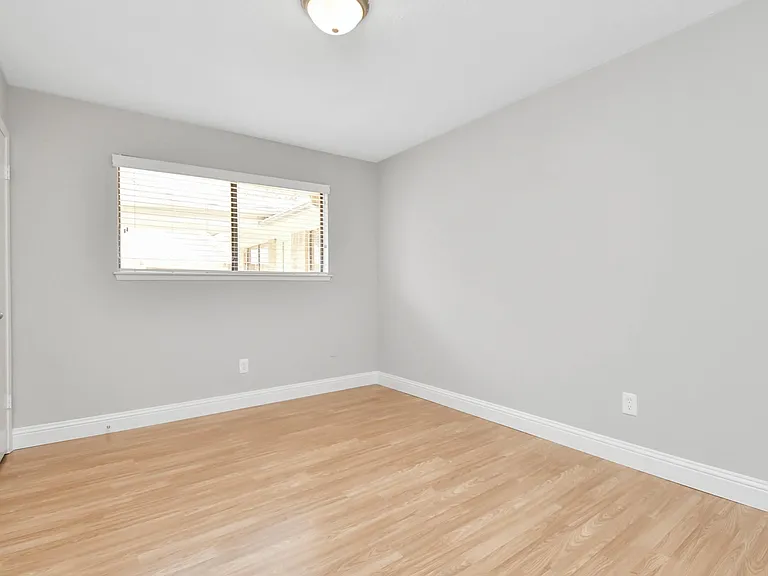 2514 Trailside Ct — Photo 29