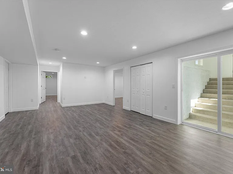 217 Bridgewater Dr — Photo 9