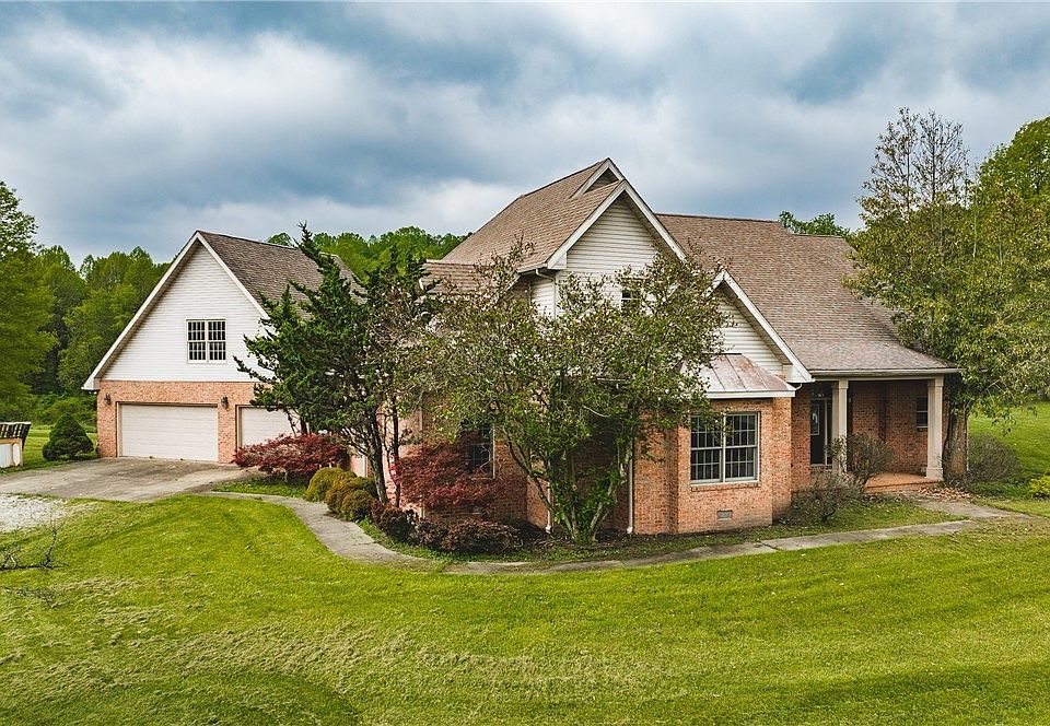 1st image of 1003 Duncan Ln