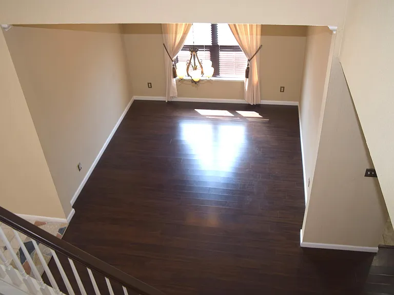 3431 Jasper Dr — Photo 2