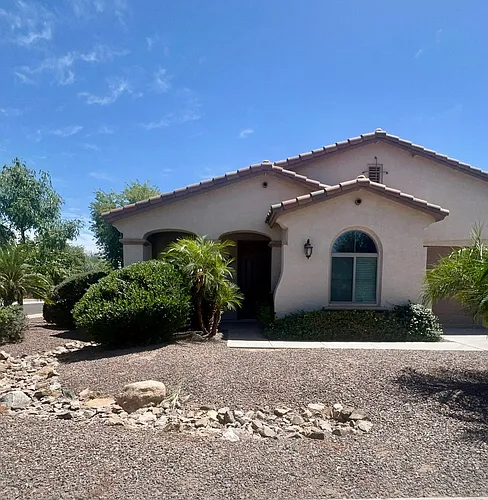 2717 E Ficus Way Photo 1