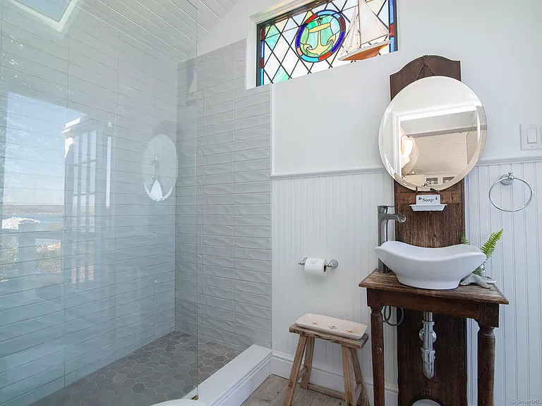 114 Jupiter Point Rd — Photo 17