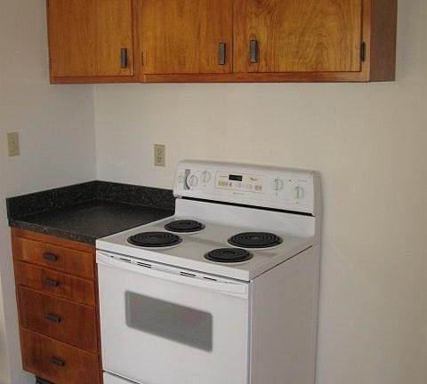 4th image of 3317 Heather Ln