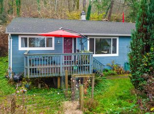 2133 Hope St, Pt Moody, BC V3H 2H9