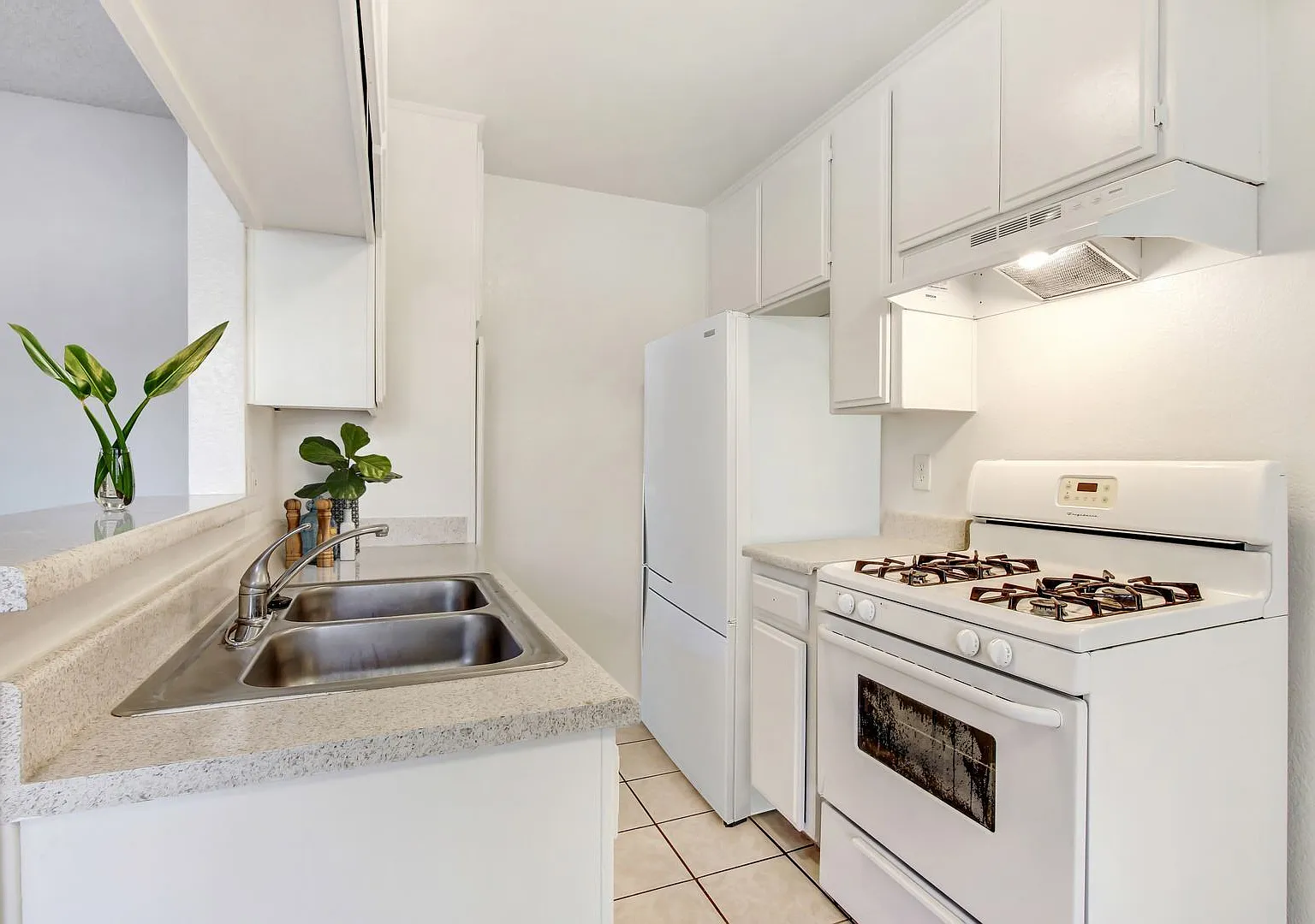 1 bed, 525 sqft, $1,695 — Photo 2
