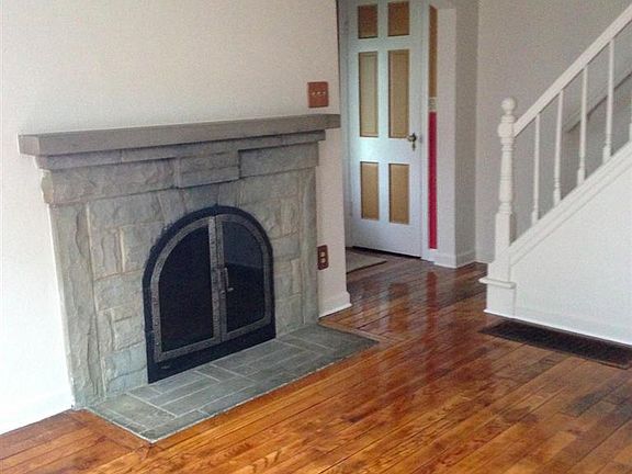 2nd image of 405 Archer Dr