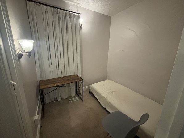 2206 14th St ROOM 1B