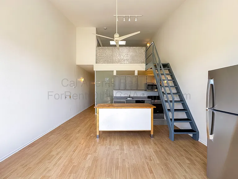 1849 Shattuck Ave #405 — Photo 2