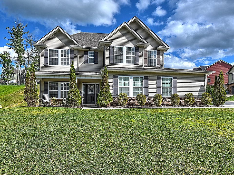 1st image of 2927 Royal Mile Dr