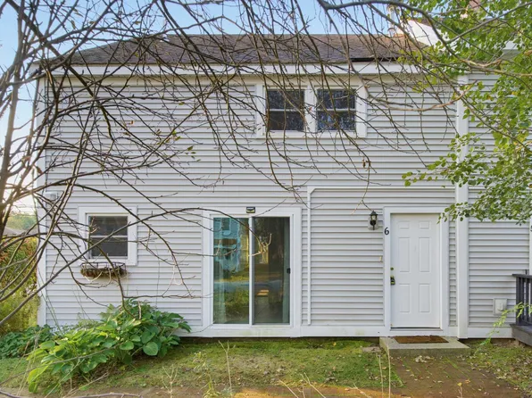 251 Knox Marsh Road #6, Dover, NH 03820