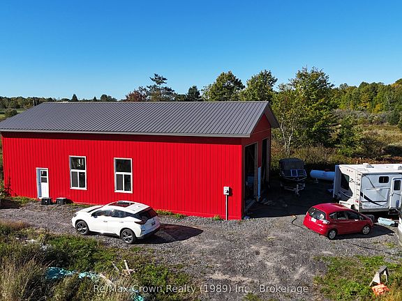 2nd image of 71 Trailaine Rd