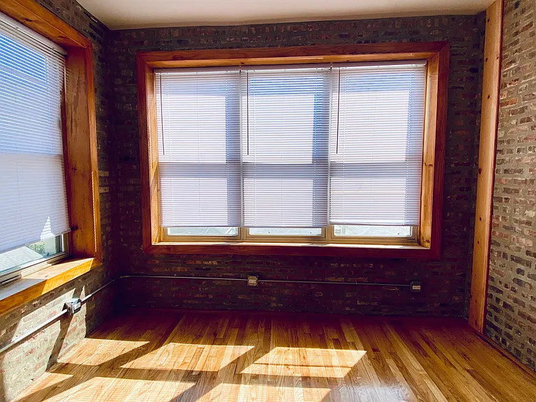 3429 W Hirsch St #2E — Photo 12