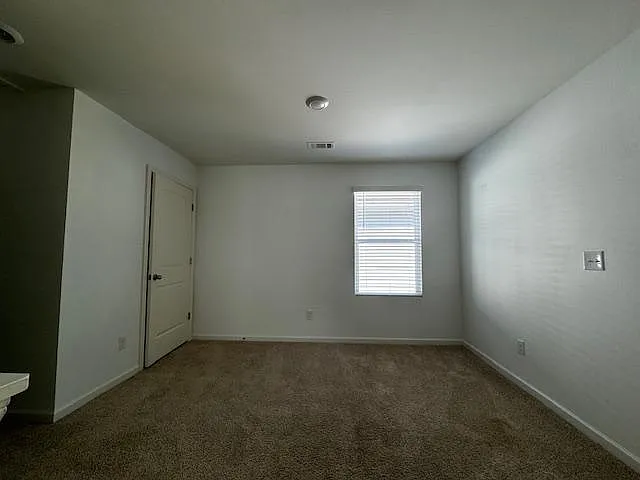 240 Chelsea Park Dr — Photo 27