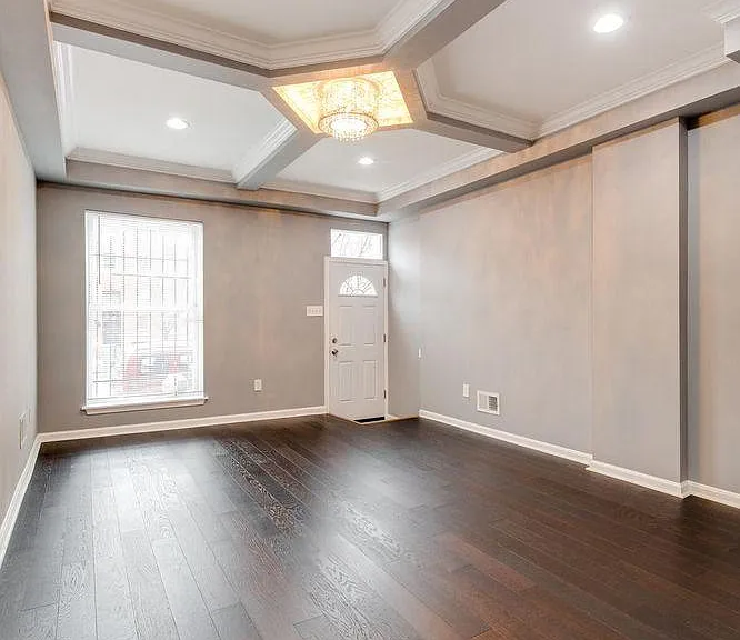 222 N Collington Ave — Photo 10