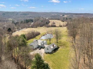 29 Reed Rd, Chatham, NY 12537