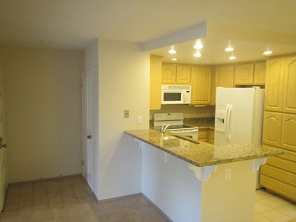 2nd image of 6879 Caminito Montanoso Unit 21