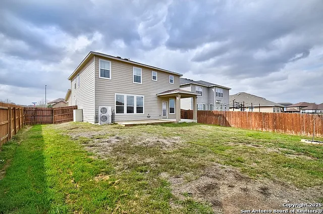 3302 Uresti Flds — Photo 29