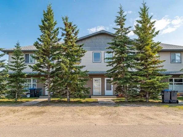 4406 N 46th Ave #3, Sylvan Lake, AB T4S 1W7