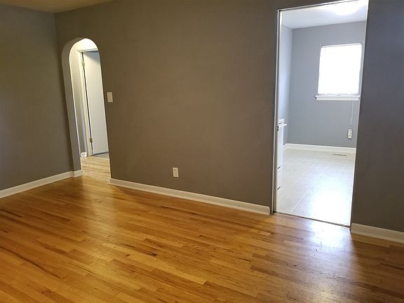 3rd image of 54 S Madison Ave
