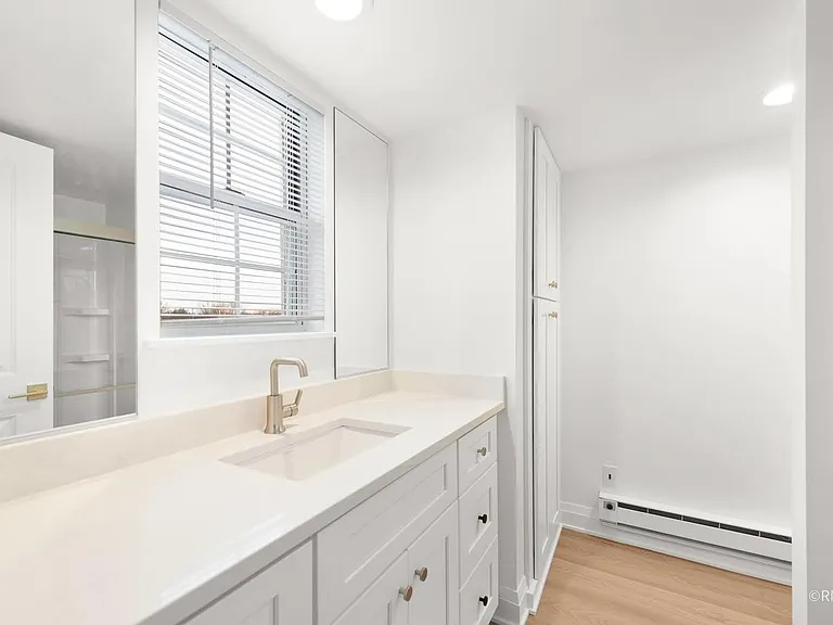 226 S Rush St #2A — Photo 12