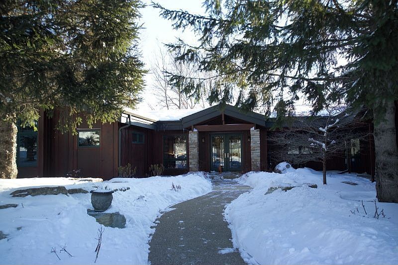 Winter front view
