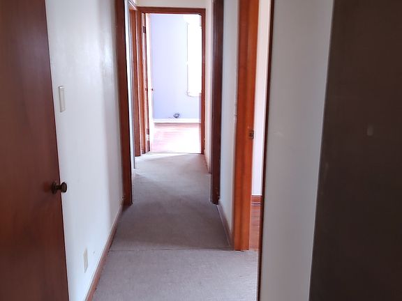 2nd image of 806 N Almond St