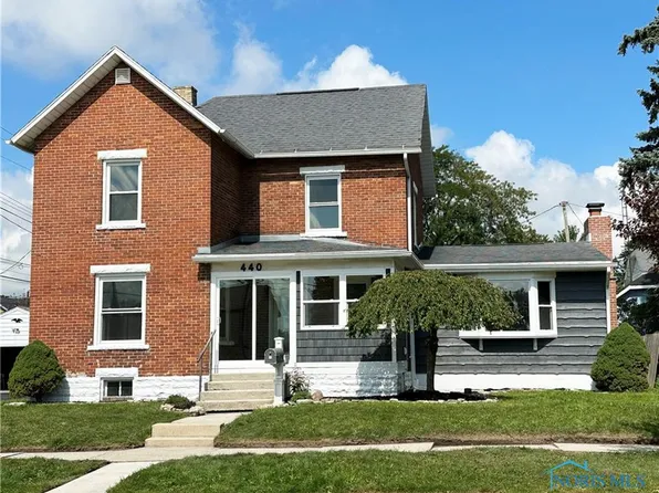 440 W Jackson St, Fostoria, OH 44830
