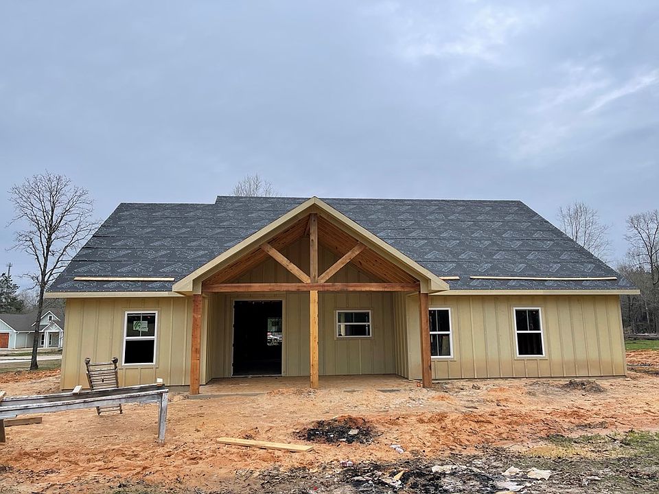2nd image of 214 Countrywood Dr