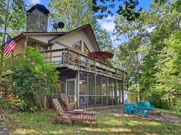 122 Navigator Ln, Tiger, GA 30576