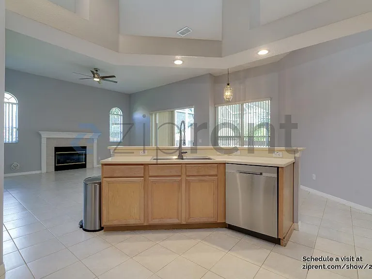 10443 Emerald Woods Ave — Photo 12