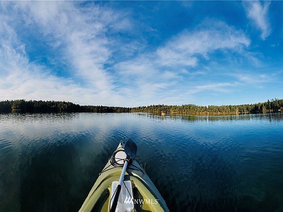 Grab your kayak or boat and paddle away your cares. The amenities here are a huge perk to owning a home in this community 