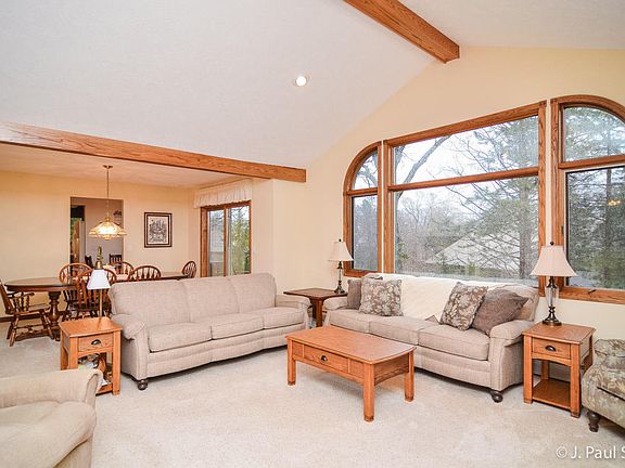 5th image of 1690 Glenvale Ct SW