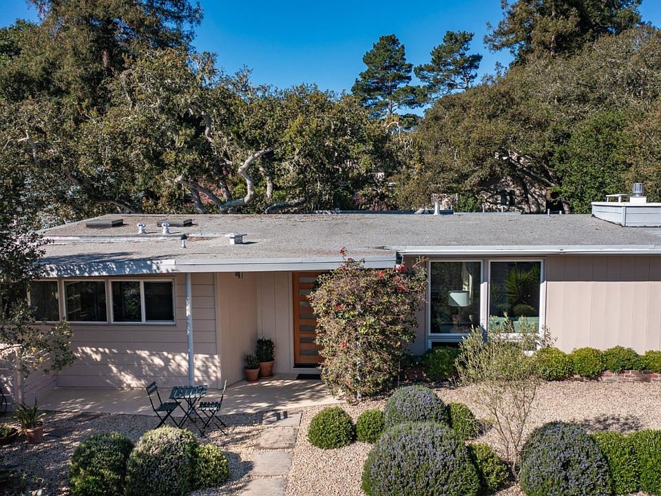 1st image of 25037 Valley Pl