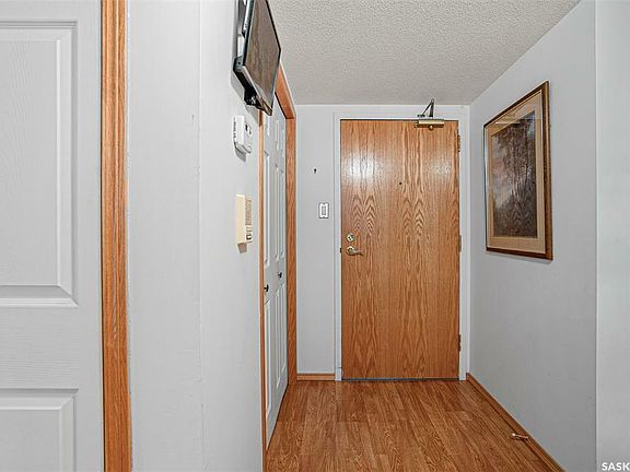 4th image of 2301 Adelaide St E #232
