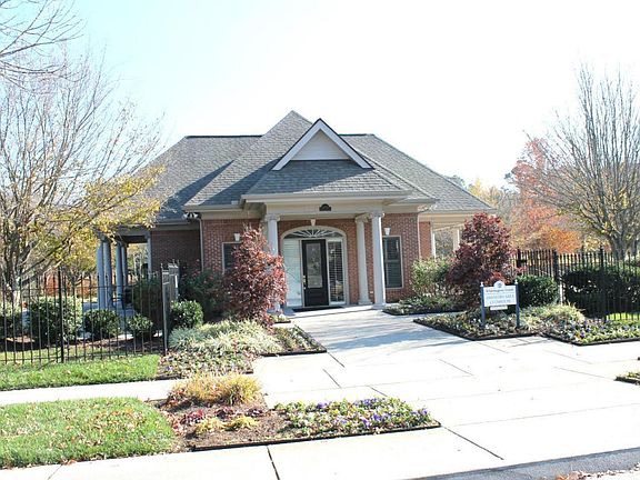 5th image of 1624 Alcott Manor Lane